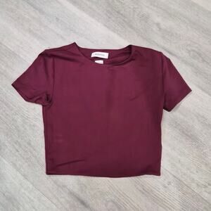 Aritzia Babaton Cropped T-shirt In Deep Burgundy